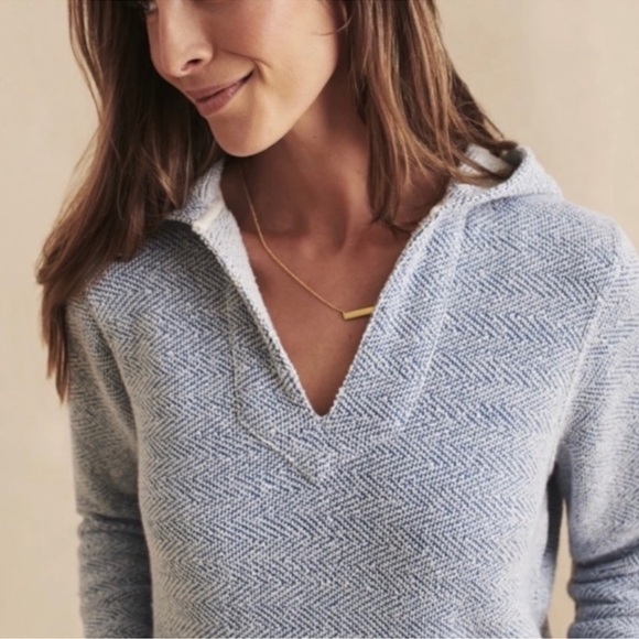 Faherty Seabrook Textured Poncho - Picture 5 of 9